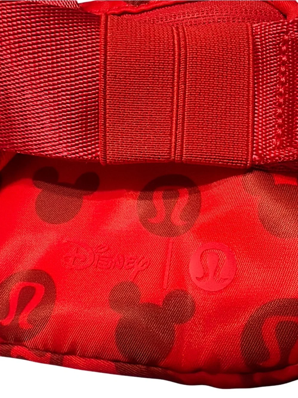 NWOT LULULEMON LIMITED EDITION DISNEY 1L belt bag - red